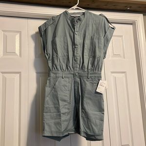 NWT button up romper